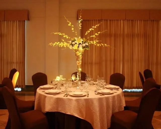 Hotel Faro Suites And Conference Center Aguadilla